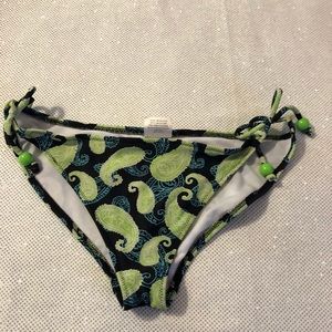 Nurl Bikini Bottom